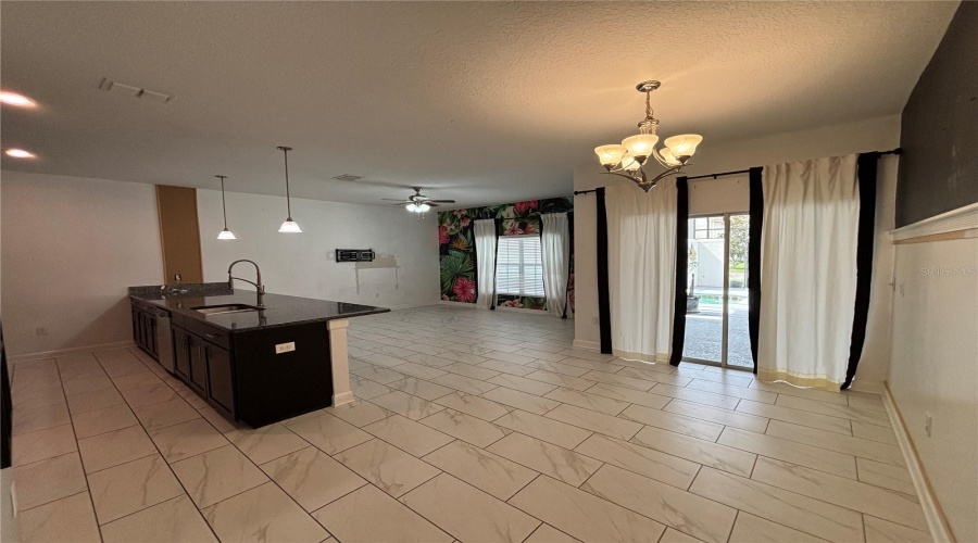 Davenport, Florida 33896, 4 Bedrooms Bedrooms, ,3 Bathroomsbathrooms,Residential,For Sale,Moon Valley,0,Mfro6426051
