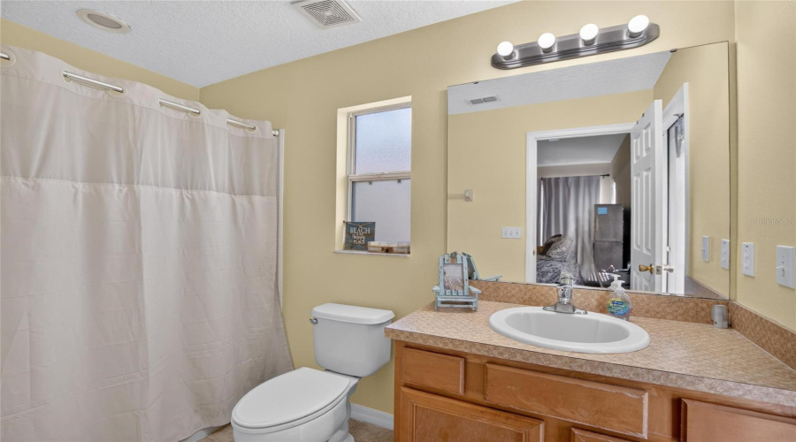 DAVENPORT, Florida 33897, 4 Bedrooms Bedrooms, ,3 BathroomsBathrooms,Residential,For Sale,SARAGOSSA,0,MFRTB8530282