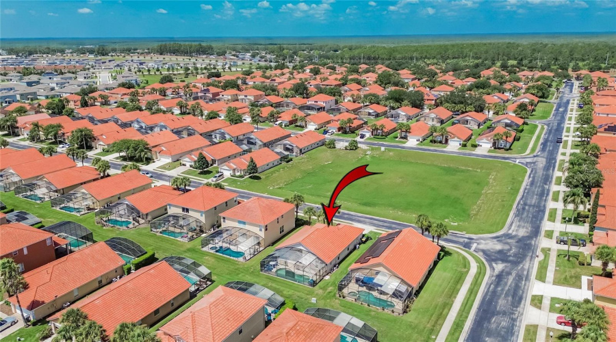 DAVENPORT, Florida 33897, 4 Bedrooms Bedrooms, ,3 BathroomsBathrooms,Residential,For Sale,SARAGOSSA,0,MFRTB8530282
