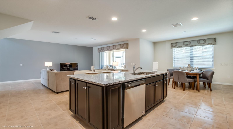 KISSIMMEE, Florida 34747, 5 Bedrooms Bedrooms, ,4 BathroomsBathrooms,Residential,For Sale,NICE,0,MFRO6426220