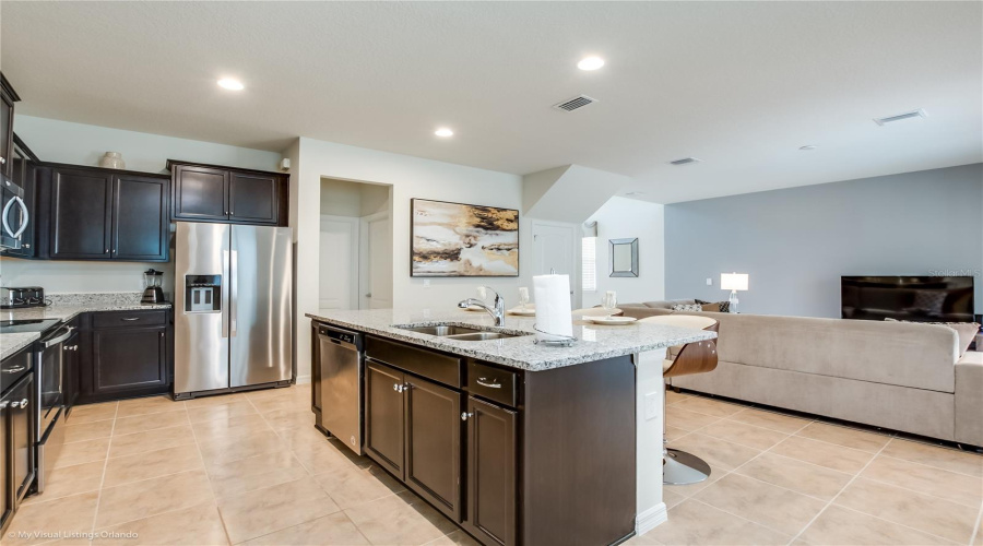 KISSIMMEE, Florida 34747, 5 Bedrooms Bedrooms, ,4 BathroomsBathrooms,Residential,For Sale,NICE,0,MFRO6426220