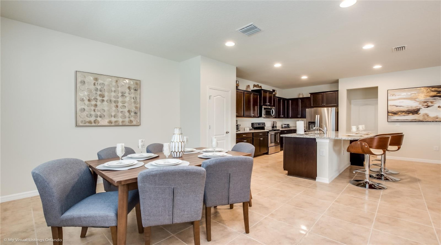 KISSIMMEE, Florida 34747, 5 Bedrooms Bedrooms, ,4 BathroomsBathrooms,Residential,For Sale,NICE,0,MFRO6426220