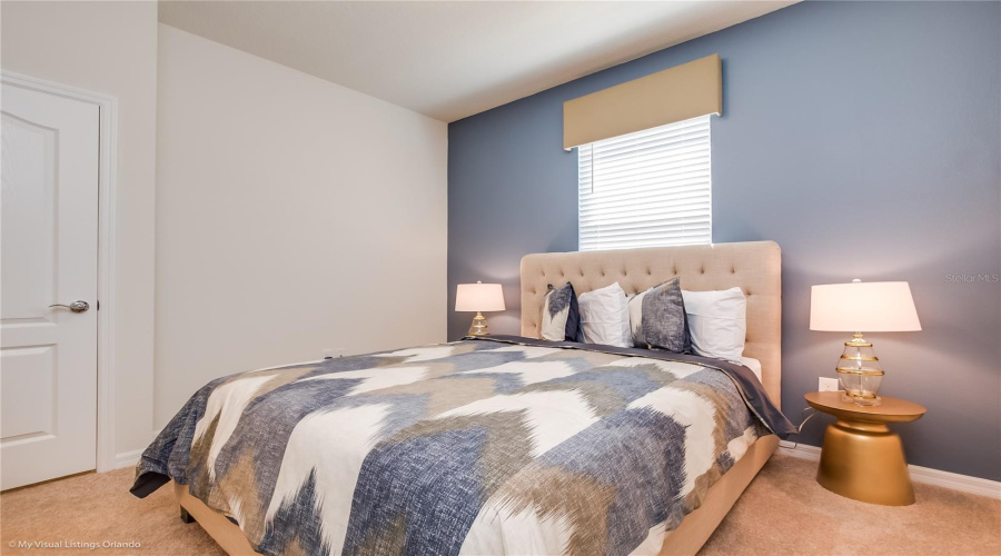 KISSIMMEE, Florida 34747, 5 Bedrooms Bedrooms, ,4 BathroomsBathrooms,Residential,For Sale,NICE,0,MFRO6426220
