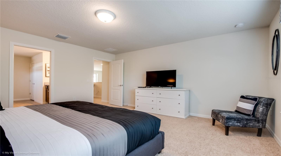 KISSIMMEE, Florida 34747, 5 Bedrooms Bedrooms, ,4 BathroomsBathrooms,Residential,For Sale,NICE,0,MFRO6426220