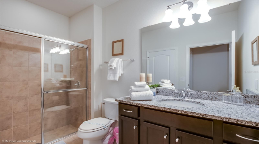 KISSIMMEE, Florida 34747, 5 Bedrooms Bedrooms, ,4 BathroomsBathrooms,Residential,For Sale,NICE,0,MFRO6426220