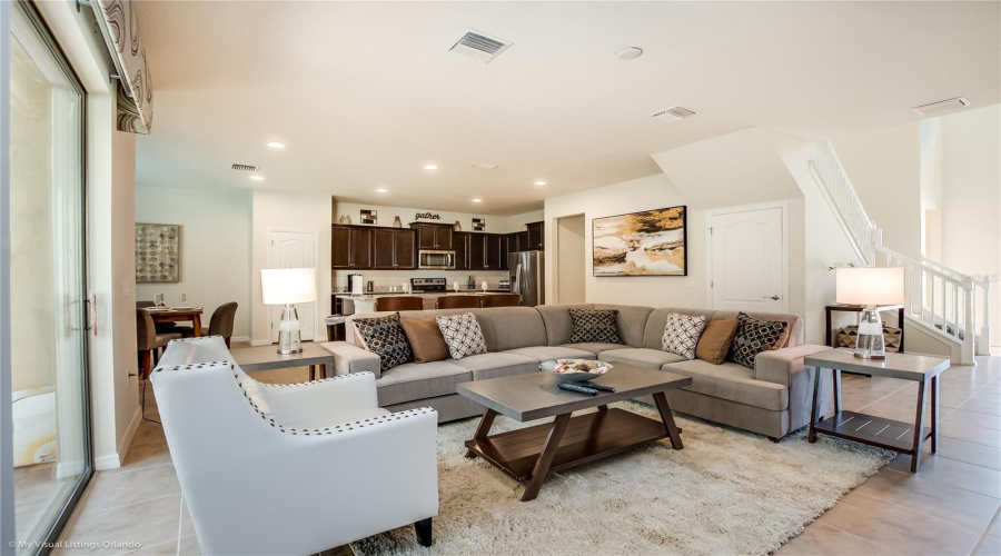 KISSIMMEE, Florida 34747, 5 Bedrooms Bedrooms, ,4 BathroomsBathrooms,Residential,For Sale,NICE,0,MFRO6426220