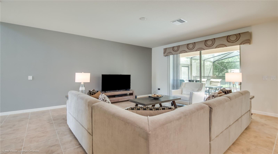 KISSIMMEE, Florida 34747, 5 Bedrooms Bedrooms, ,4 BathroomsBathrooms,Residential,For Sale,NICE,0,MFRO6426220