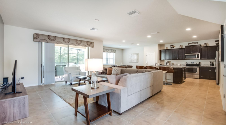 KISSIMMEE, Florida 34747, 5 Bedrooms Bedrooms, ,4 BathroomsBathrooms,Residential,For Sale,NICE,0,MFRO6426220