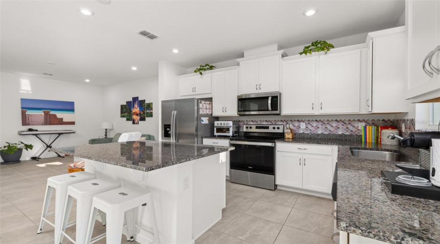 KISSIMMEE, Florida 34747, 3 Bedrooms Bedrooms, ,2 BathroomsBathrooms,Residential,For Sale,SEASIDE MIST,0,MFRS5153645
