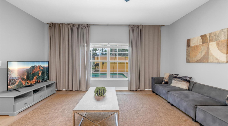 KISSIMMEE, Florida 34747, 4 Bedrooms Bedrooms, ,3 BathroomsBathrooms,Residential,For Sale,BANANA PALM,0,MFRO6426138