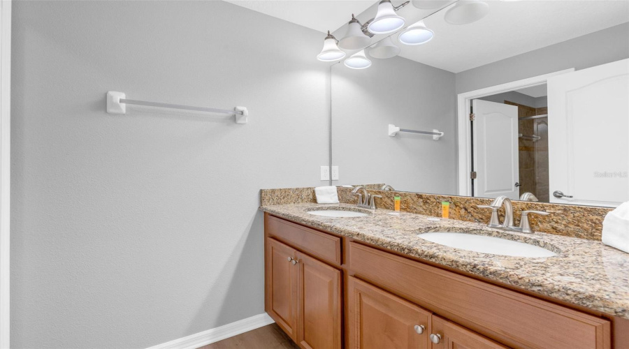 KISSIMMEE, Florida 34747, 4 Bedrooms Bedrooms, ,3 BathroomsBathrooms,Residential,For Sale,BANANA PALM,0,MFRO6426138
