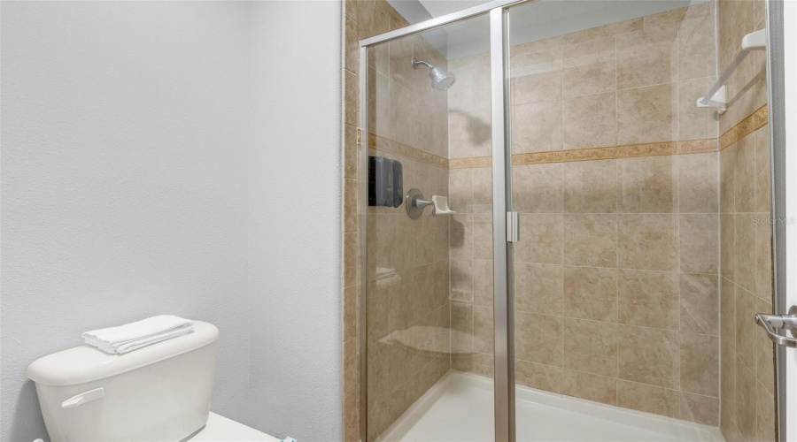 KISSIMMEE, Florida 34747, 4 Bedrooms Bedrooms, ,3 BathroomsBathrooms,Residential,For Sale,BANANA PALM,0,MFRO6426138