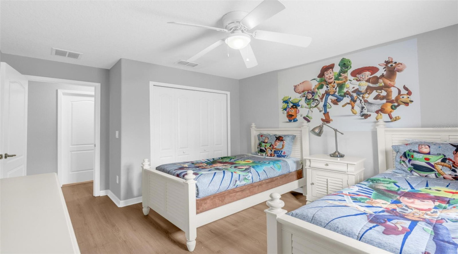 KISSIMMEE, Florida 34747, 4 Bedrooms Bedrooms, ,3 BathroomsBathrooms,Residential,For Sale,BANANA PALM,0,MFRO6426138