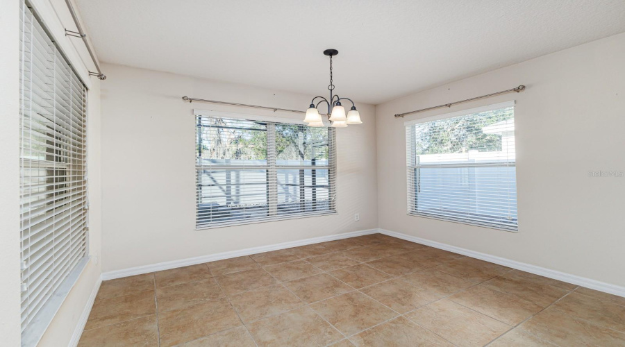 DAVENPORT, Florida 33896, 3 Bedrooms Bedrooms, ,2 BathroomsBathrooms,Residential,For Sale,WAKEVIEW,0,MFRL4963549