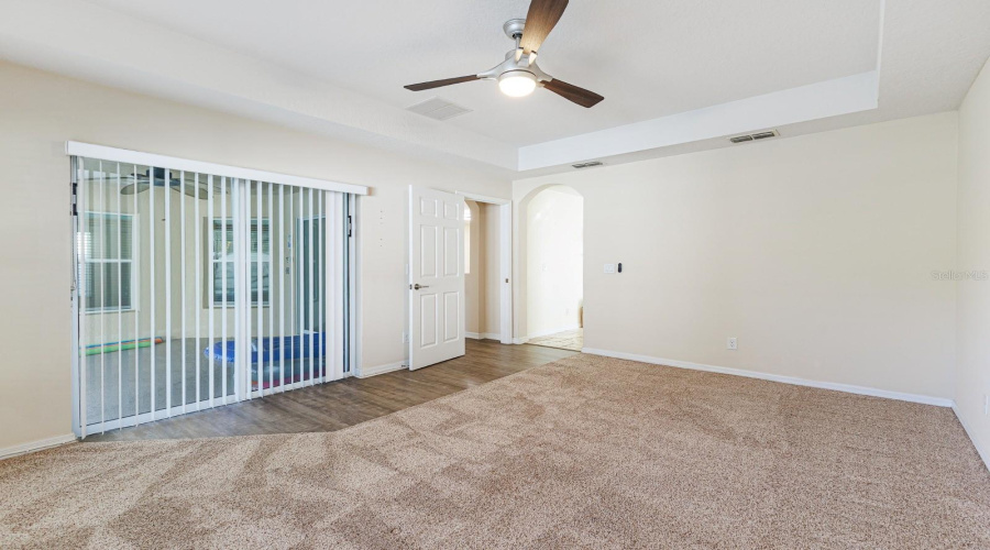 DAVENPORT, Florida 33896, 3 Bedrooms Bedrooms, ,2 BathroomsBathrooms,Residential,For Sale,WAKEVIEW,0,MFRL4963549
