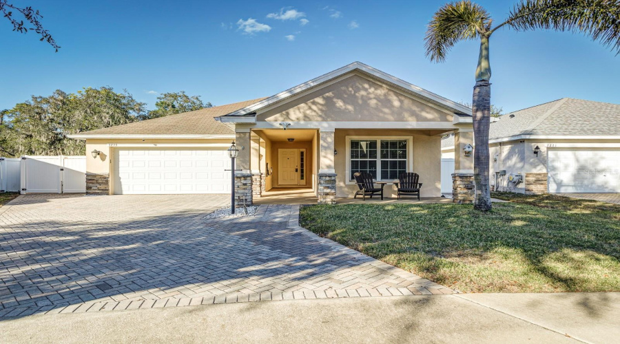 DAVENPORT, Florida 33896, 3 Bedrooms Bedrooms, ,2 BathroomsBathrooms,Residential,For Sale,WAKEVIEW,0,MFRL4963549