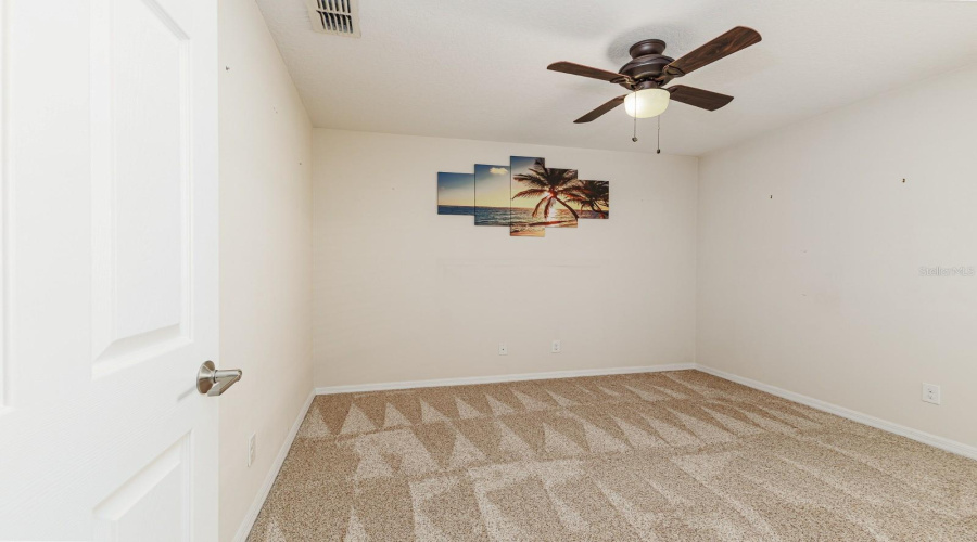 DAVENPORT, Florida 33896, 3 Bedrooms Bedrooms, ,2 BathroomsBathrooms,Residential,For Sale,WAKEVIEW,0,MFRL4963549