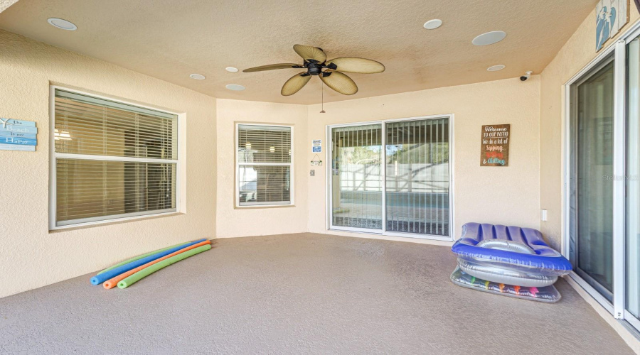 DAVENPORT, Florida 33896, 3 Bedrooms Bedrooms, ,2 BathroomsBathrooms,Residential,For Sale,WAKEVIEW,0,MFRL4963549