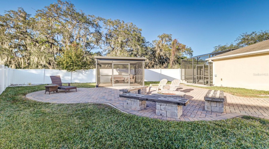DAVENPORT, Florida 33896, 3 Bedrooms Bedrooms, ,2 BathroomsBathrooms,Residential,For Sale,WAKEVIEW,0,MFRL4963549