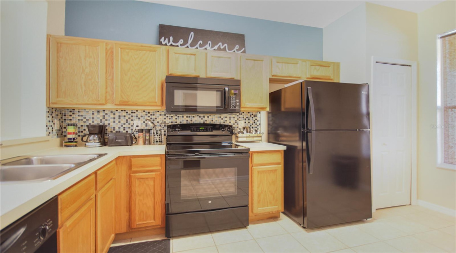KISSIMMEE, Florida 34746, 4 Bedrooms Bedrooms, ,3 BathroomsBathrooms,Residential,For Sale,COUPE,0,MFRO6425896