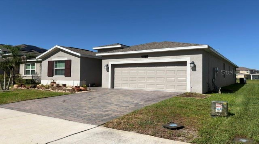 DAVENPORT, Florida 33837, 4 Bedrooms Bedrooms, ,3 BathroomsBathrooms,Residential,For Sale,CAMDEN,0,MFRL4963563