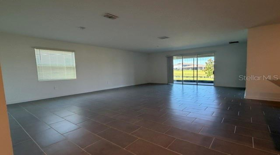 DAVENPORT, Florida 33837, 4 Bedrooms Bedrooms, ,3 BathroomsBathrooms,Residential,For Sale,CAMDEN,0,MFRL4963563