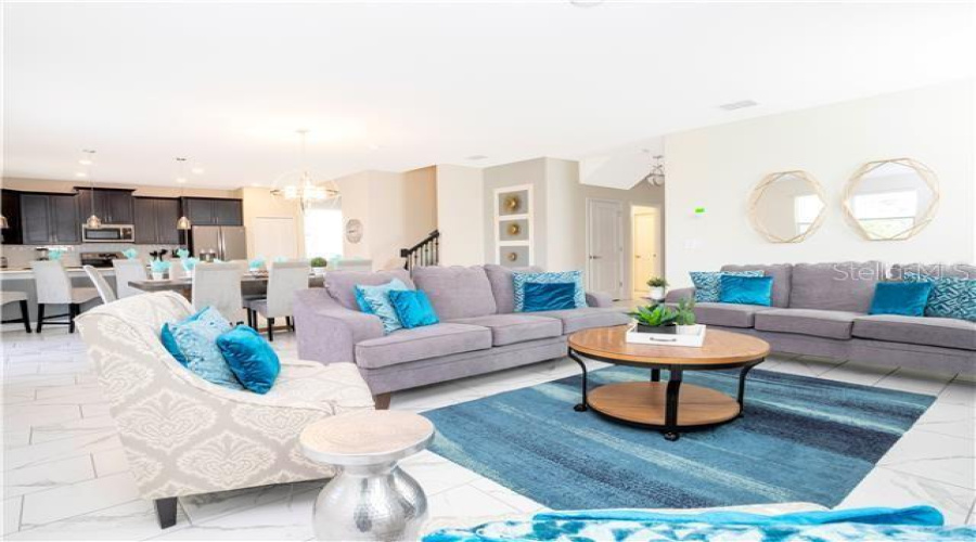 DAVENPORT, Florida 33896, 6 Bedrooms Bedrooms, ,6 BathroomsBathrooms,Residential,For Sale,MAIDSTONE,0,MFRO6426074