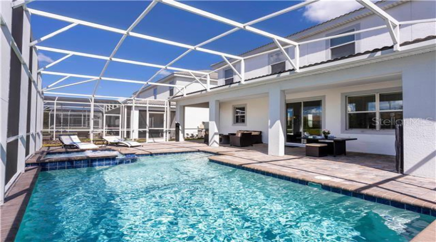 DAVENPORT, Florida 33896, 6 Bedrooms Bedrooms, ,6 BathroomsBathrooms,Residential,For Sale,MAIDSTONE,0,MFRO6426074