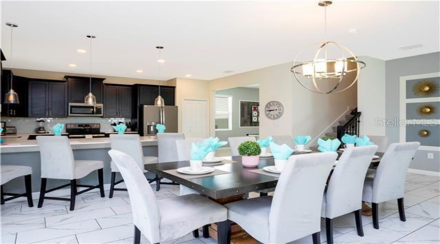 DAVENPORT, Florida 33896, 6 Bedrooms Bedrooms, ,6 BathroomsBathrooms,Residential,For Sale,MAIDSTONE,0,MFRO6426074