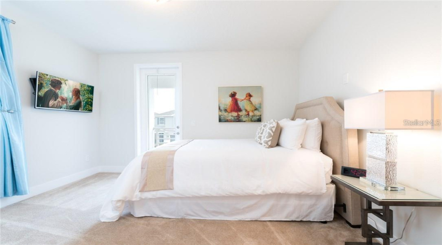 KISSIMMEE, Florida 34747, 8 Bedrooms Bedrooms, ,7 BathroomsBathrooms,Residential,For Sale,LASSO,0,MFRL4963587