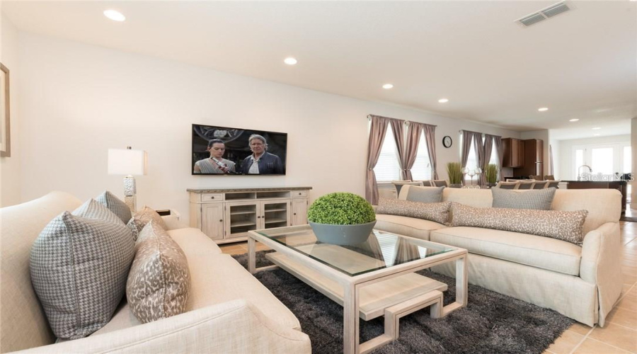 KISSIMMEE, Florida 34747, 8 Bedrooms Bedrooms, ,7 BathroomsBathrooms,Residential,For Sale,LASSO,0,MFRL4963587