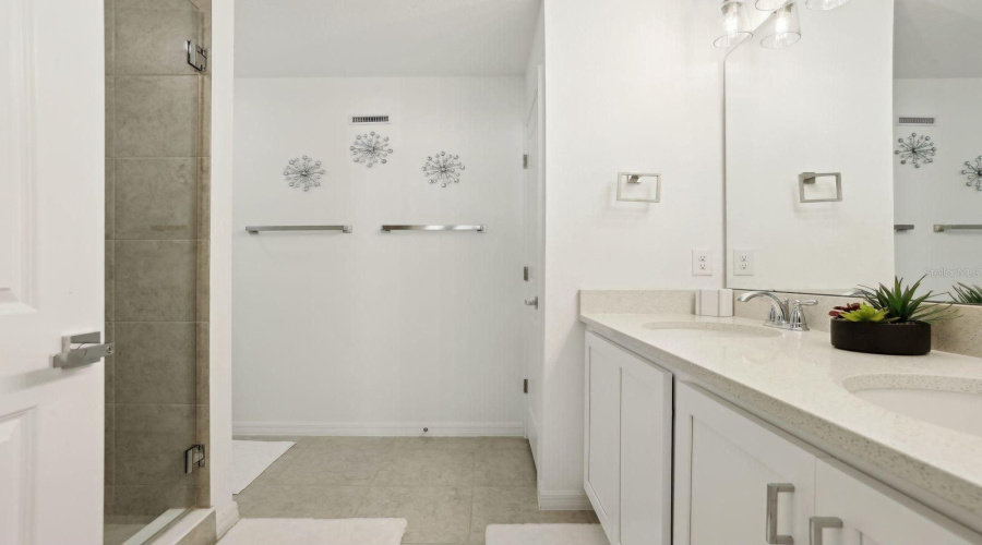 DAVENPORT, Florida 33896, 3 Bedrooms Bedrooms, ,2 BathroomsBathrooms,Residential,For Sale,LONGBOAT,0,MFRO6426201
