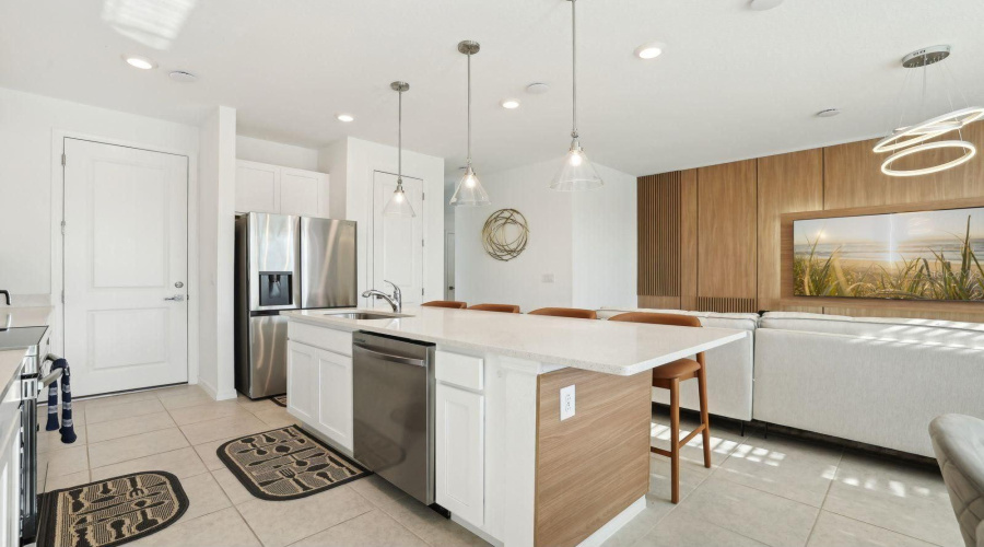 DAVENPORT, Florida 33896, 3 Bedrooms Bedrooms, ,2 BathroomsBathrooms,Residential,For Sale,LONGBOAT,0,MFRO6426201