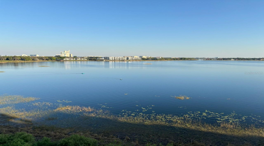 ORLANDO, Florida 32836, 2 Bedrooms Bedrooms, ,2 BathroomsBathrooms,Residential,For Sale,THE ESPLANADE,0,MFRO6410224