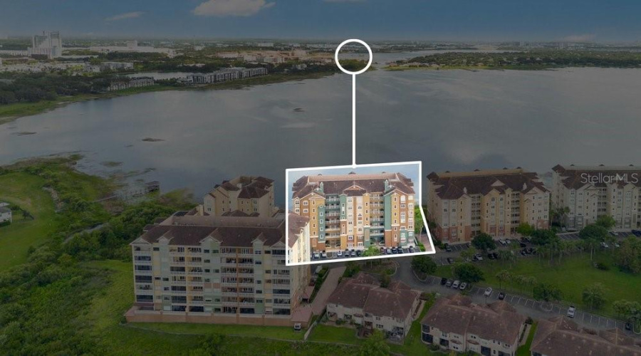 ORLANDO, Florida 32836, 2 Bedrooms Bedrooms, ,2 BathroomsBathrooms,Residential,For Sale,THE ESPLANADE,0,MFRO6410224