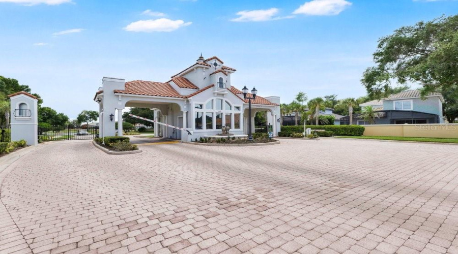 ORLANDO, Florida 32836, 2 Bedrooms Bedrooms, ,2 BathroomsBathrooms,Residential,For Sale,THE ESPLANADE,0,MFRO6410224