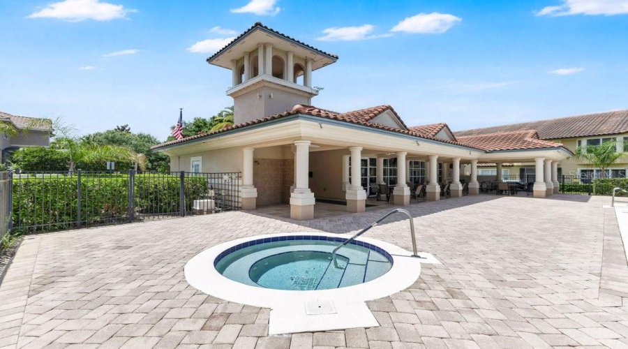 ORLANDO, Florida 32836, 2 Bedrooms Bedrooms, ,2 BathroomsBathrooms,Residential,For Sale,THE ESPLANADE,0,MFRO6410224