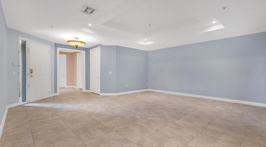 ORLANDO, Florida 32836, 2 Bedrooms Bedrooms, ,2 BathroomsBathrooms,Residential,For Sale,THE ESPLANADE,0,MFRO6410224