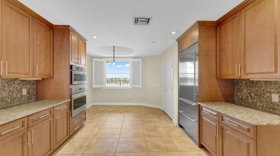 ORLANDO, Florida 32836, 2 Bedrooms Bedrooms, ,2 BathroomsBathrooms,Residential,For Sale,THE ESPLANADE,0,MFRO6410224