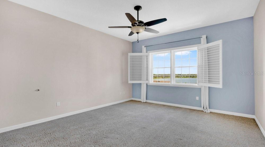 ORLANDO, Florida 32836, 2 Bedrooms Bedrooms, ,2 BathroomsBathrooms,Residential,For Sale,THE ESPLANADE,0,MFRO6410224