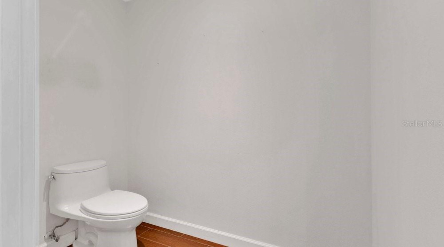 ORLANDO, Florida 32836, 2 Bedrooms Bedrooms, ,2 BathroomsBathrooms,Residential,For Sale,THE ESPLANADE,0,MFRO6410224