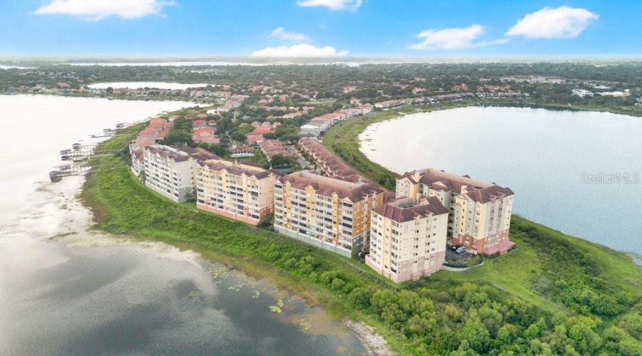 ORLANDO, Florida 32836, 2 Bedrooms Bedrooms, ,2 BathroomsBathrooms,Residential,For Sale,THE ESPLANADE,0,MFRO6410224
