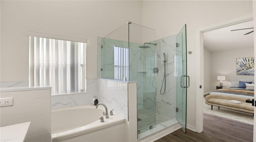 KISSIMMEE, Florida 34746, 4 Bedrooms Bedrooms, ,2 BathroomsBathrooms,Residential,For Sale,LIBERTY HALL,0,MFRO6425227