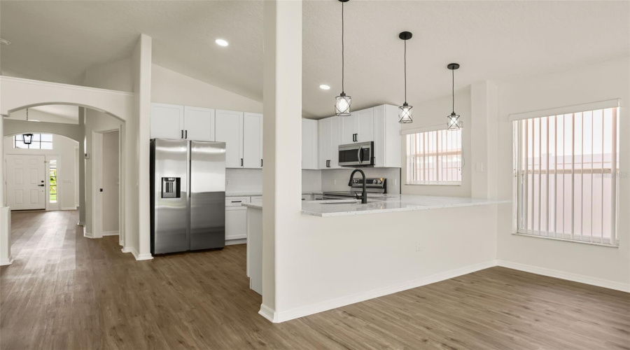 KISSIMMEE, Florida 34746, 4 Bedrooms Bedrooms, ,2 BathroomsBathrooms,Residential,For Sale,LIBERTY HALL,0,MFRO6425227