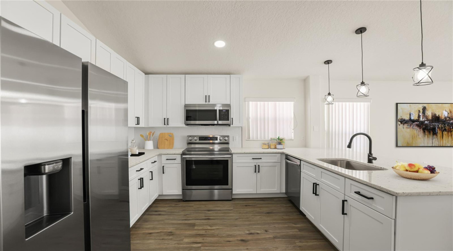 KISSIMMEE, Florida 34746, 4 Bedrooms Bedrooms, ,2 BathroomsBathrooms,Residential,For Sale,LIBERTY HALL,0,MFRO6425227