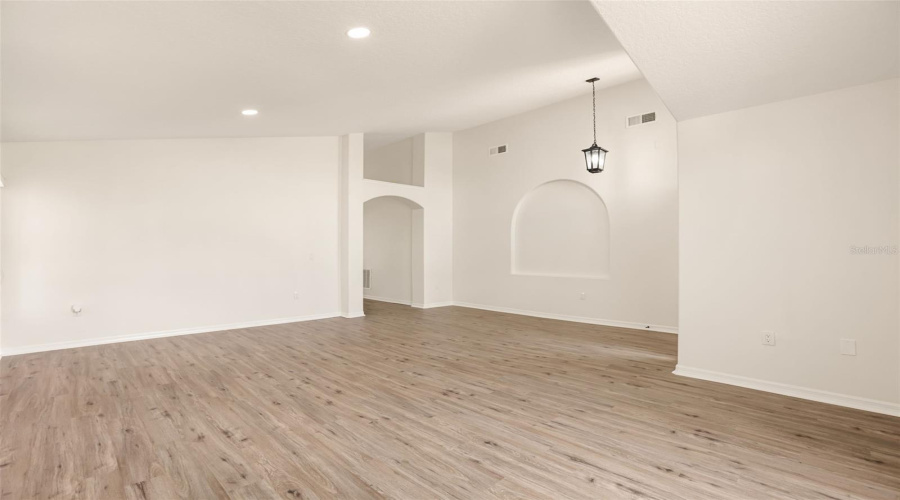 KISSIMMEE, Florida 34746, 4 Bedrooms Bedrooms, ,2 BathroomsBathrooms,Residential,For Sale,LIBERTY HALL,0,MFRO6425227