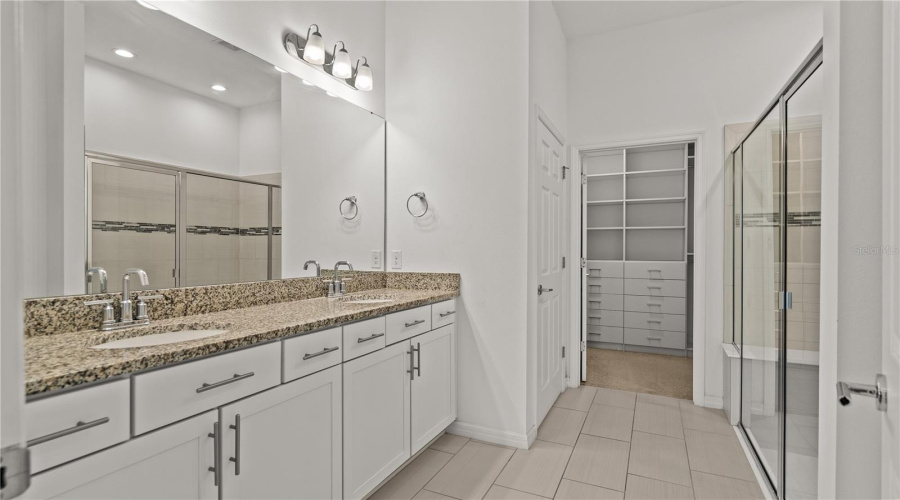 KISSIMMEE, Florida 34747, 4 Bedrooms Bedrooms, ,3 BathroomsBathrooms,Residential,For Sale,HANSON BAY,0,MFRO6426137