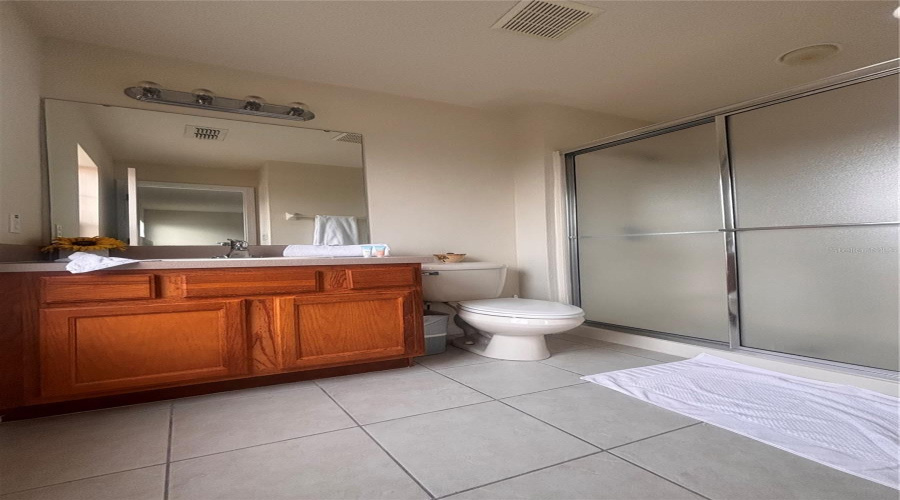 Kissimmee, Florida 34747, 4 Bedrooms Bedrooms, ,3 Bathroomsbathrooms,Residential,For Sale,Bay Lilly,0,Mfro6424476