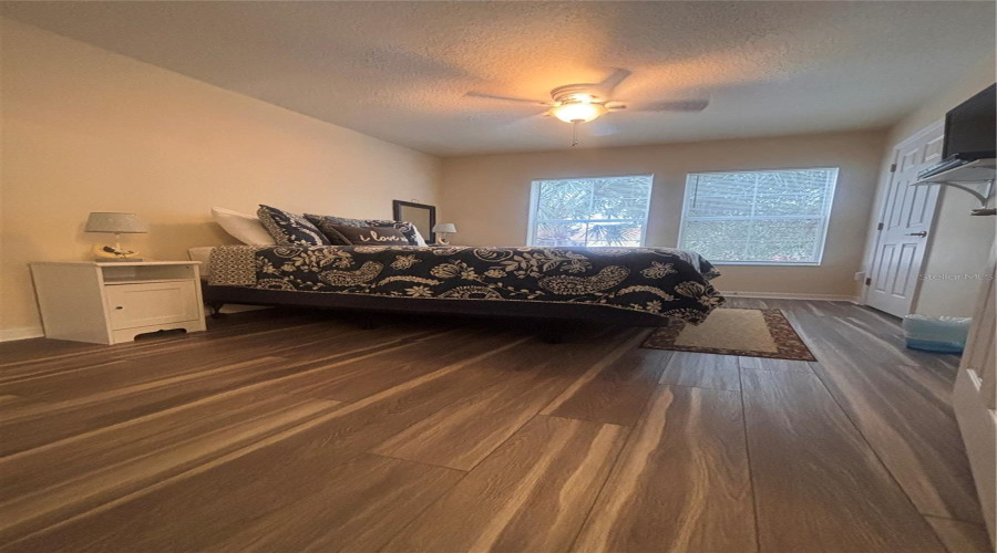 Kissimmee, Florida 34747, 4 Bedrooms Bedrooms, ,3 Bathroomsbathrooms,Residential,For Sale,Bay Lilly,0,Mfro6424476