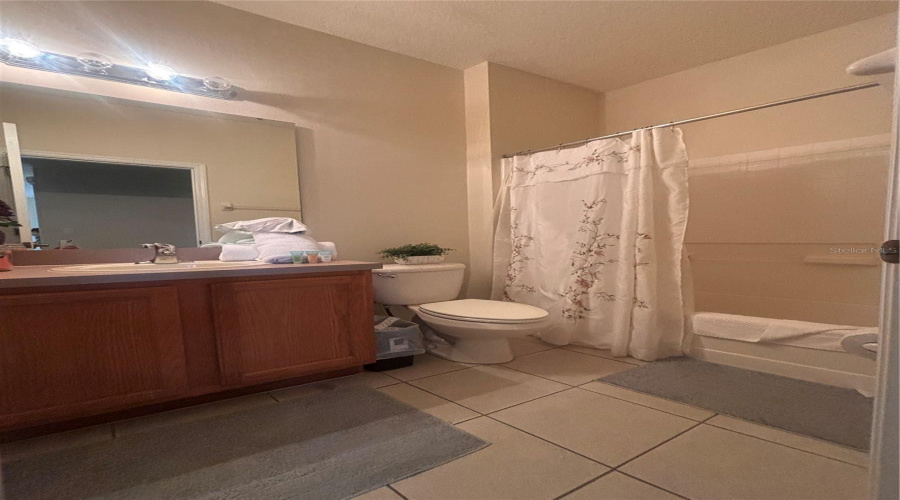 Kissimmee, Florida 34747, 4 Bedrooms Bedrooms, ,3 Bathroomsbathrooms,Residential,For Sale,Bay Lilly,0,Mfro6424476